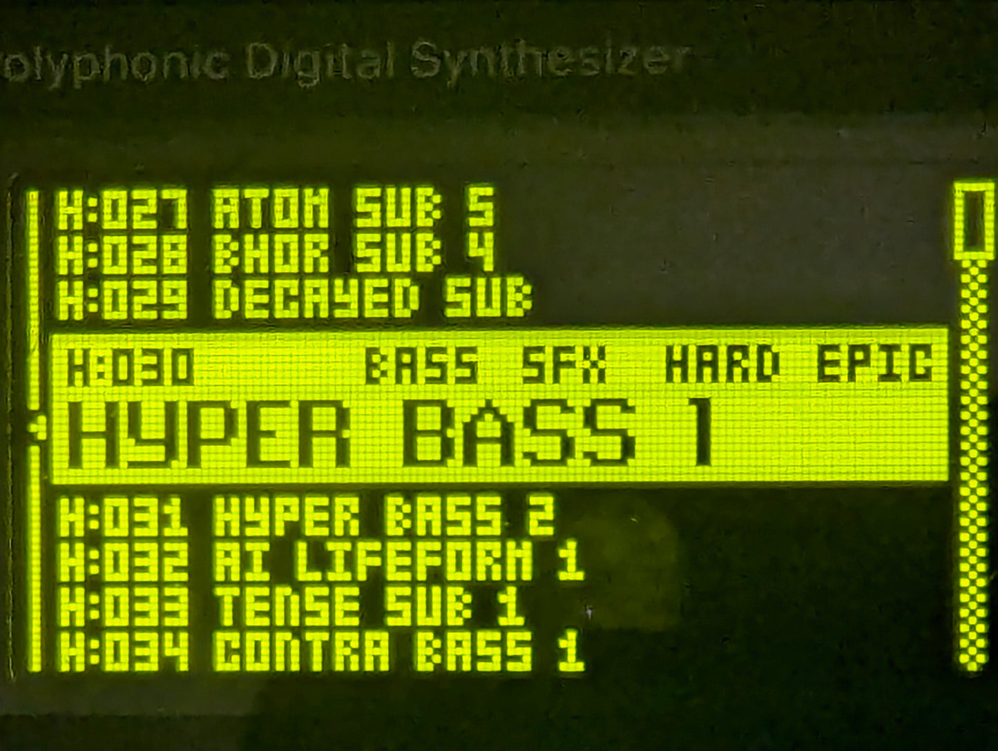 Browsing bass sounds in synthesizer