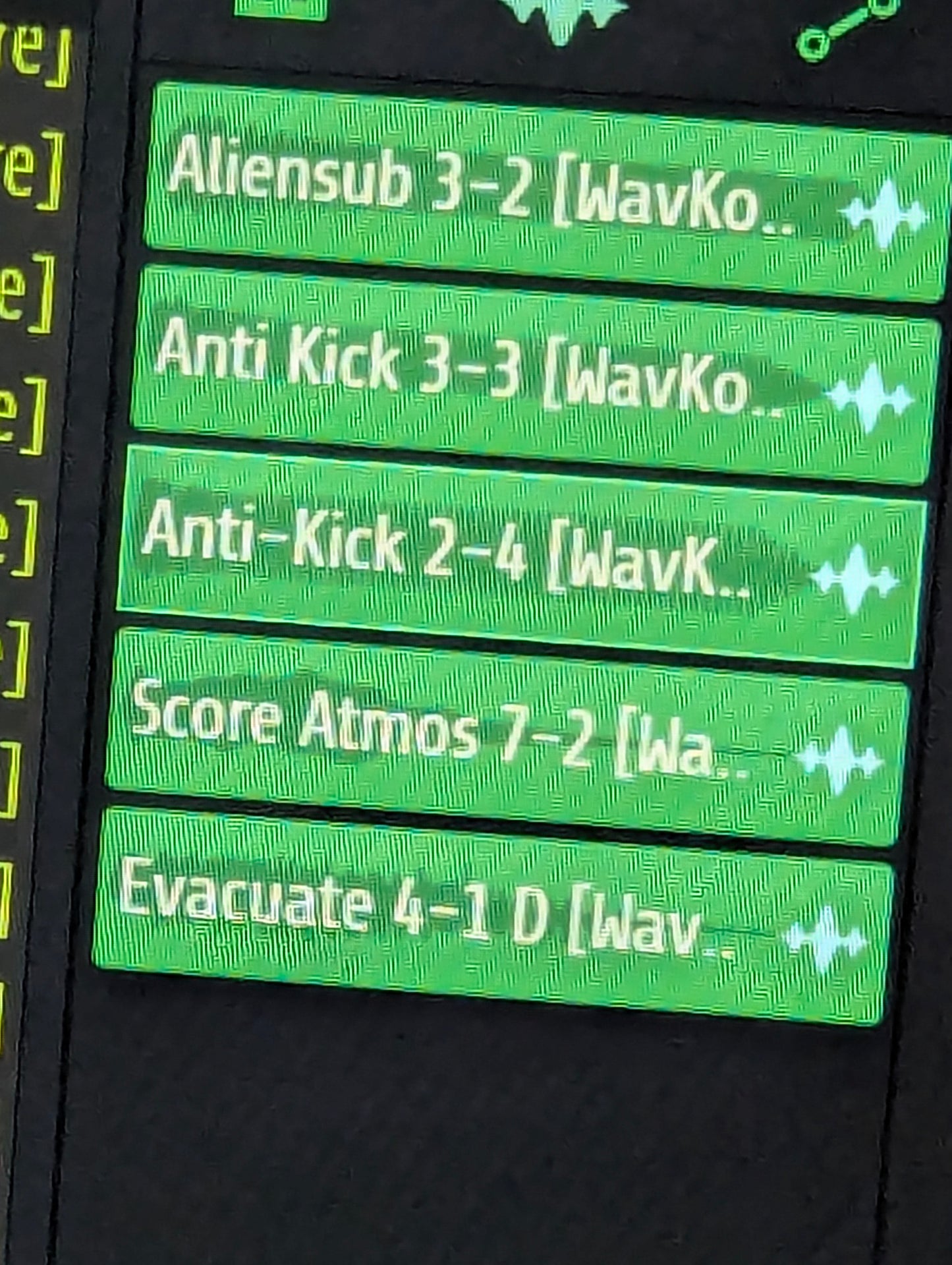 Close-up of 5 Different sample clips selected in DAW