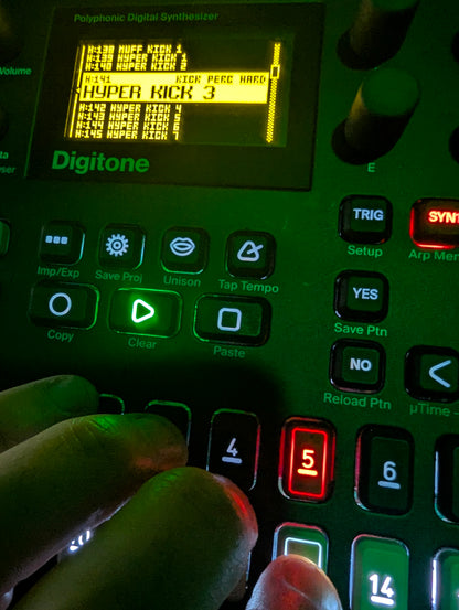 Playing notes on the Elektron Digitone synthesizer